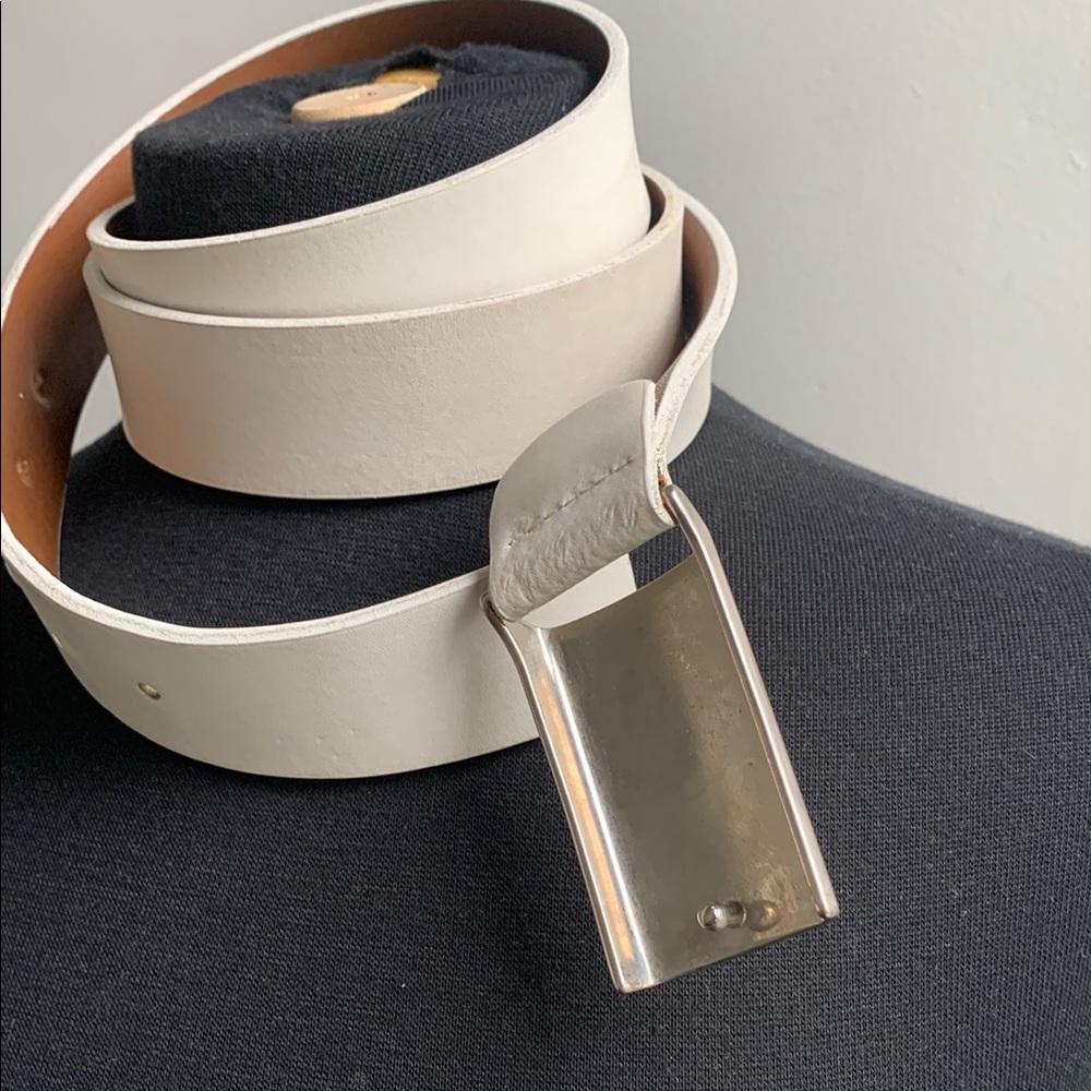 White Belt - Picture 2 of 10